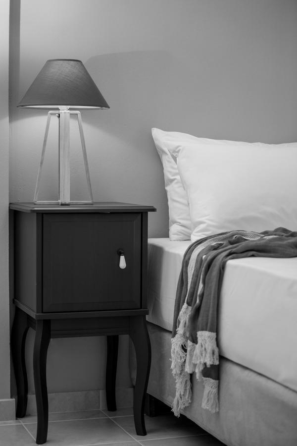 Enpy Aparthotel Finikounta Exteriör bild