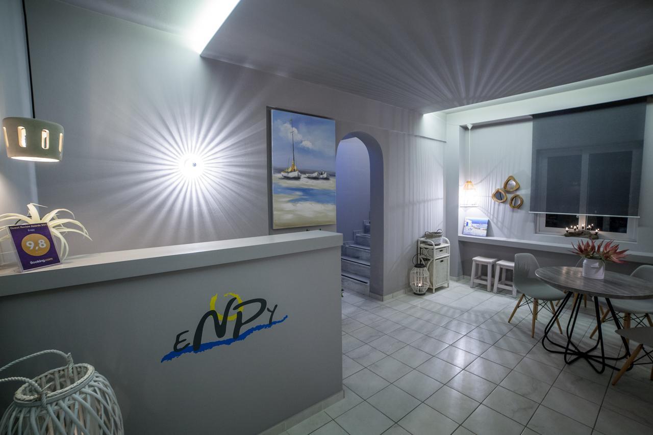 Enpy Aparthotel Finikounta Exteriör bild